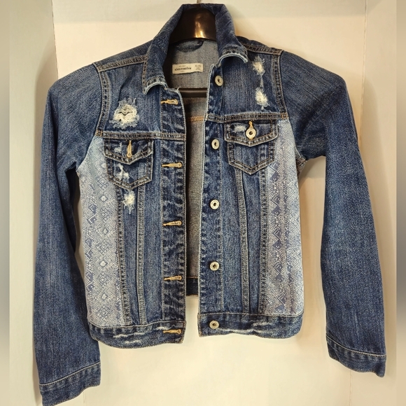 Abercrombie & Fitch Other - Abercrombie Kids Girl's Junior"s Blue Denim Jean Jacket Sz XL (16)